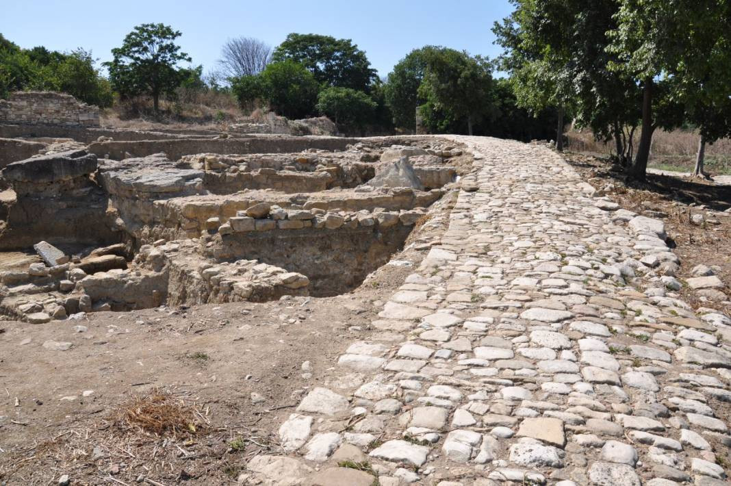Küçükçekmece’nin ismindeki ‘Küçük’ ve ‘Çekmece’ nereden geliyor? - Resim: 4